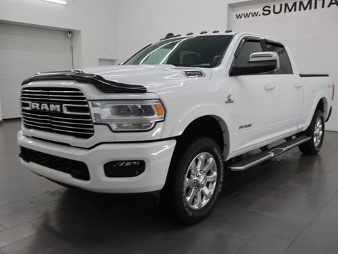 Used 2022 RAM 2500 Laramie AWD/4WD image 7