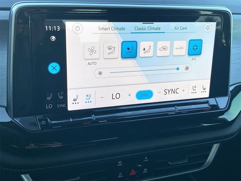 New 2026 Volkswagen Atlas Cross Sport SE image 23