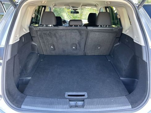 Used 2024 Nissan Rogue SV FWD image 19