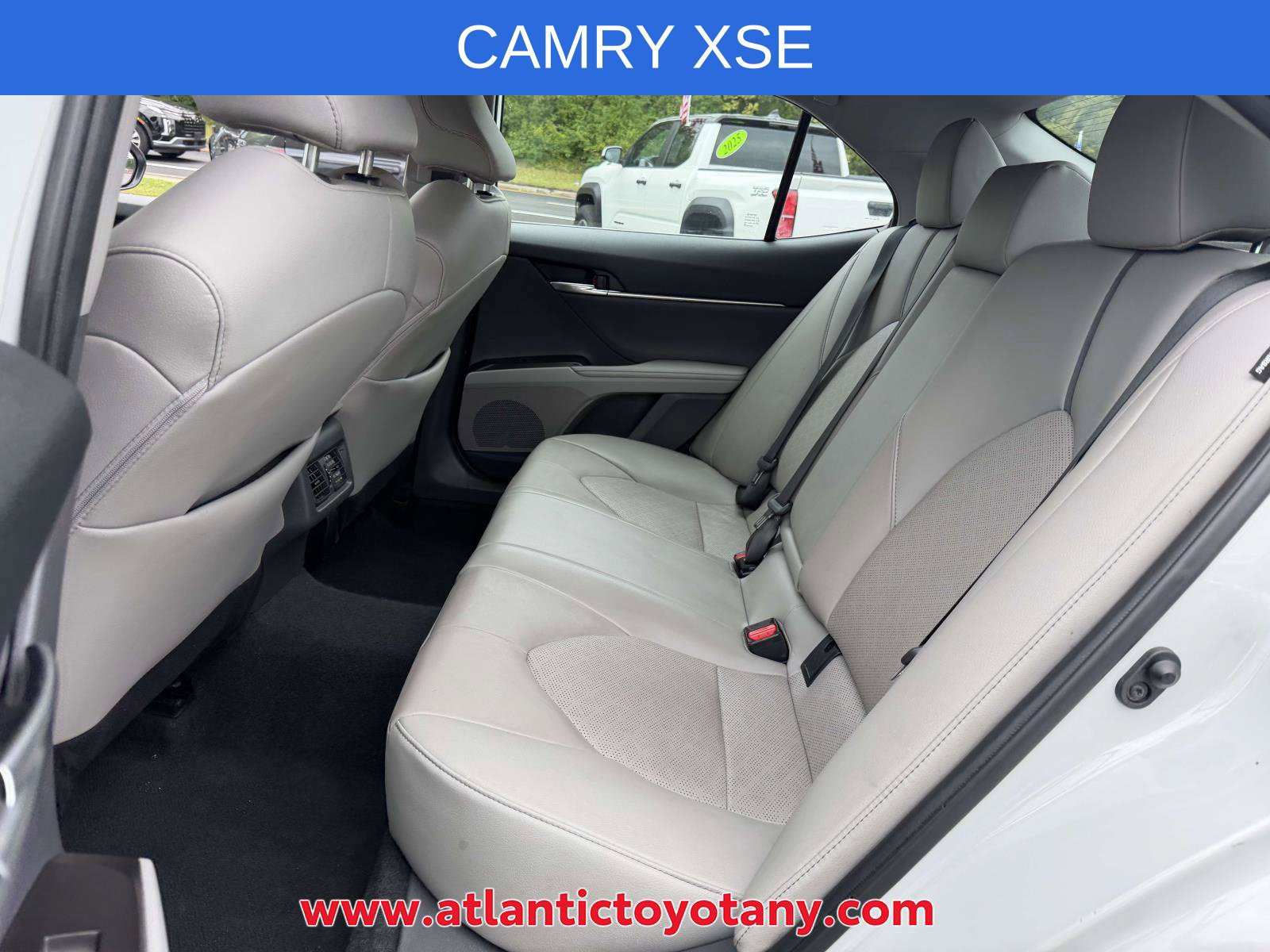 Used 2024 Toyota Camry XSE FWD image 13