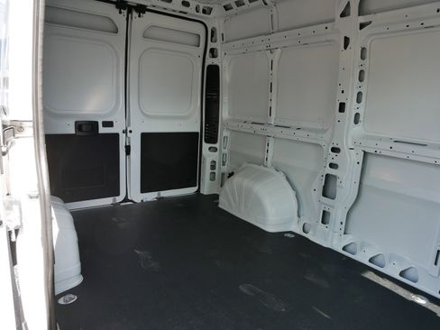 New 2026 RAM ProMaster 2500 w/ Convenience Group image 10
