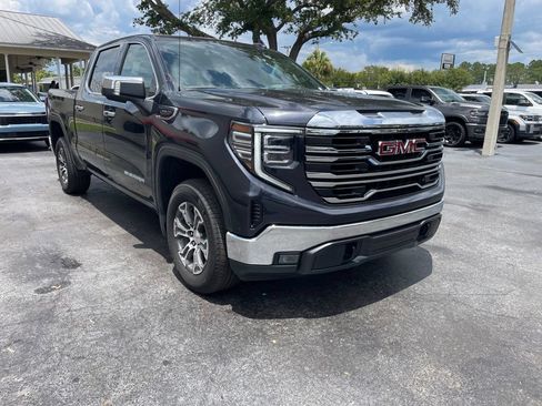 Used 2026 GMC Sierra 1500 SLT AWD/4WD image 8