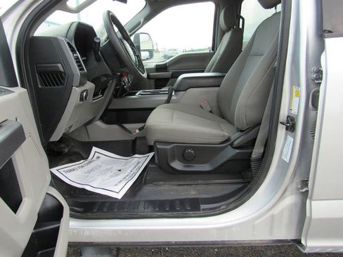 Used 2019 Ford F250 XLT w/ Snow Plow Prep Package AWD/4WD image 30