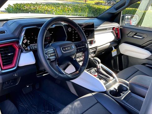 Used 2024 GMC Canyon AT4X image 16