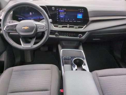 Used 2025 Chevrolet Equinox LT w/ Safety and Technology Package FWD image 14