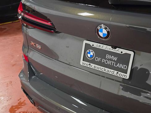 New 2026 BMW X5 xDrive40i w/ Executive Package image 16