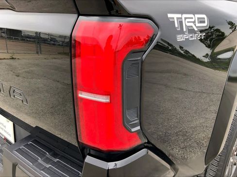 Used 2025 Toyota Tacoma TRD Sport RWD image 30