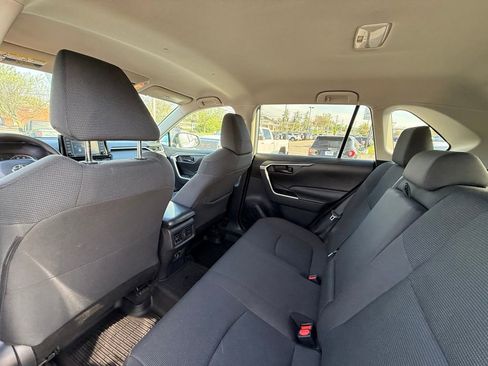 Used 2020 Toyota RAV4 LE image 25