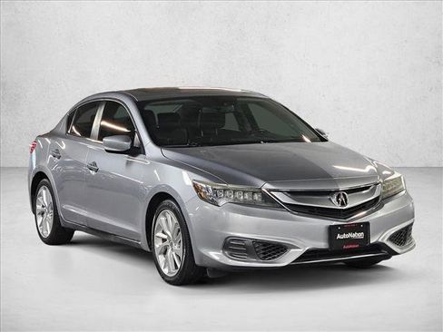 Used 2017 Acura ILX w/ Premium Package image 3