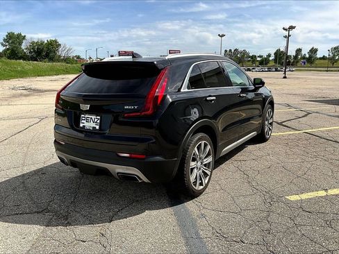 Used 2019 Cadillac XT4 Premium Luxury w/ Technology Package AWD/4WD image 5