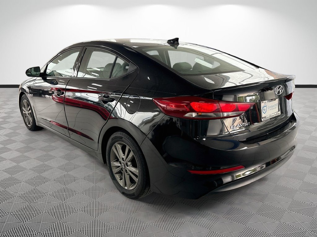 Used 2017 Hyundai Elantra SE FWD image 8