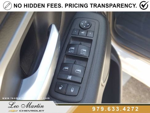 Used 2023 RAM 1500 Lone Star AWD/4WD image 19