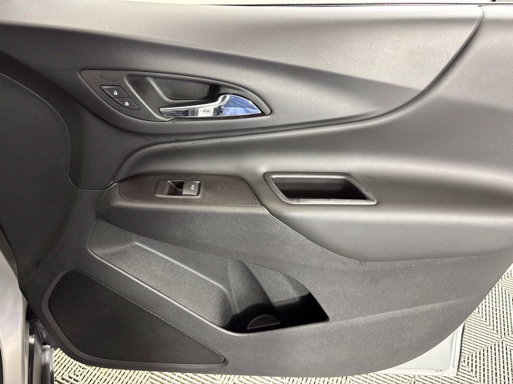 Used 2019 Chevrolet Equinox LT FWD image 14