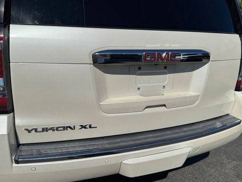 Used 2015 GMC Yukon XL Denali w/ Touring Package image 25