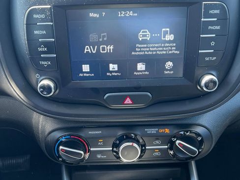 Used 2021 Kia Soul GT-Line FWD image 12