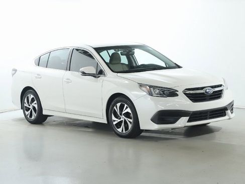 Used 2022 Subaru Legacy Premium image 9