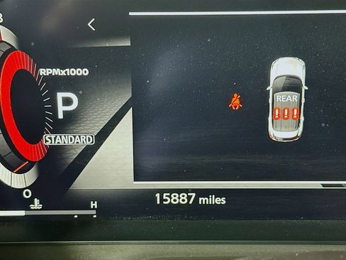 Used 2024 Nissan Rogue SL image 19