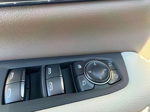 New 2026 GMC Yukon XL Denali w/ Denali Reserve Package image 18