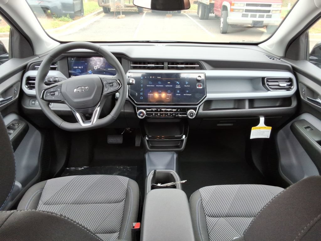 New 2027 Chevrolet Bolt LT w/ Comfort Package FWD image 18