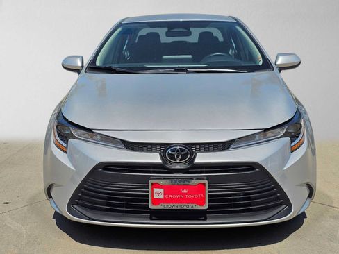 Certified 2025 Toyota Corolla LE FWD image 8