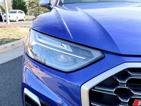 Used 2022 Audi SQ5 Premium Plus w/ Premium Plus Package image 21