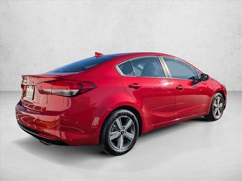 Used 2018 Kia Forte S image 5