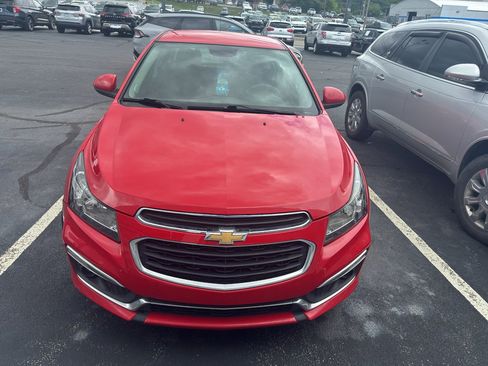 Used 2016 Chevrolet Cruze LT w/ RS Package FWD image 2