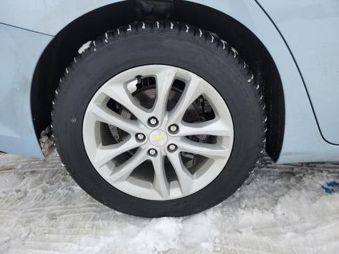 Used 2018 Chevrolet Malibu LT w/ Leather Package image 5