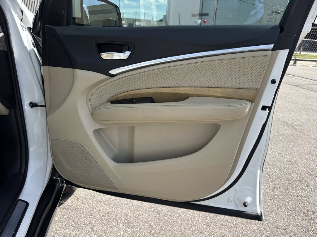 Used 2020 Acura MDX w/ Technology Package FWD image 13