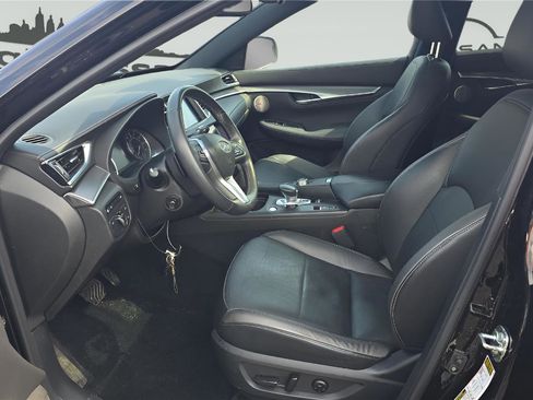 Used 2023 INFINITI QX55 Essential AWD/4WD image 7