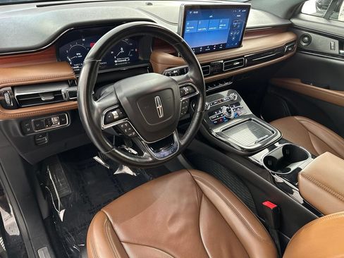 Used 2022 Lincoln Nautilus Reserve w/ Equipment Group 201A AWD/4WD image 16