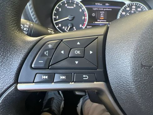Certified 2023 Nissan Sentra SV FWD image 48