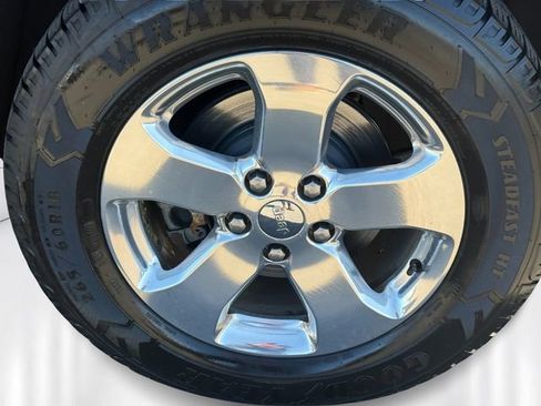 Used 2013 Jeep Grand Cherokee Overland Summit AWD/4WD image 10