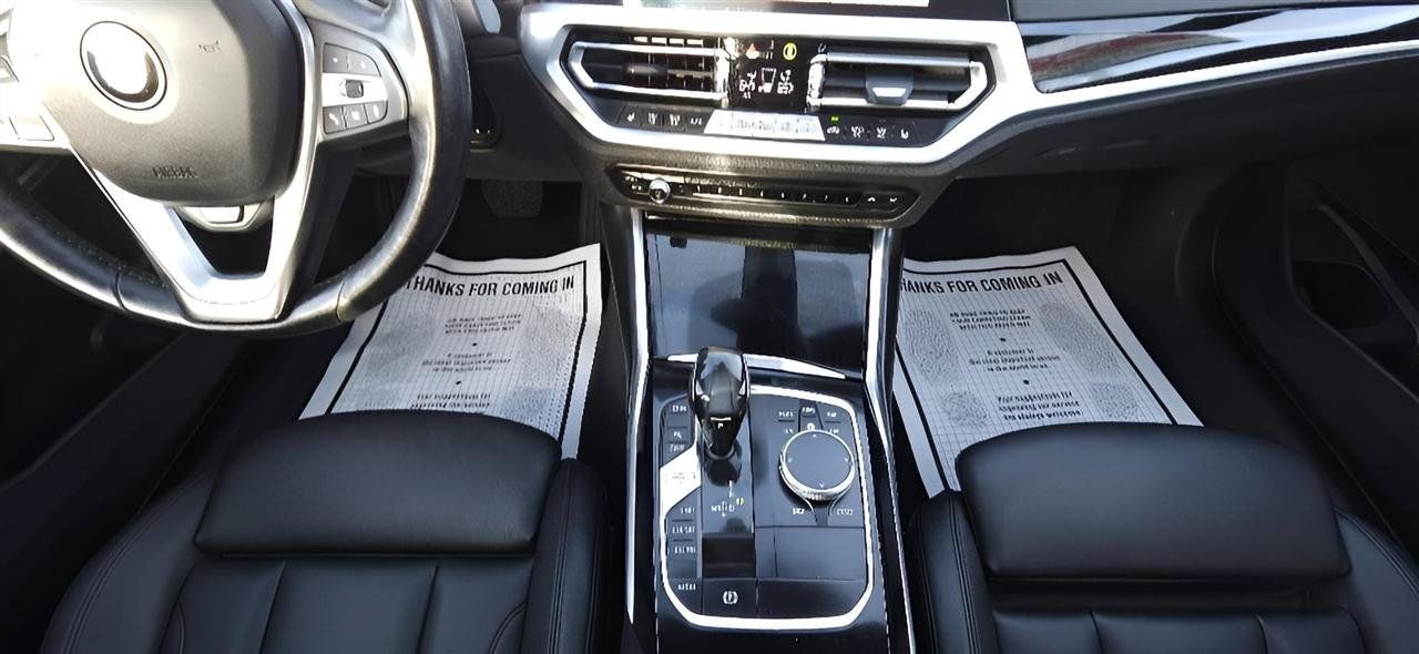 Used 2019 BMW 330i xDrive Sedan w/ Convenience Package AWD/4WD image 14