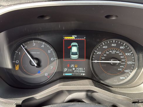 Used 2023 Subaru Crosstrek 2.0i Premium image 17