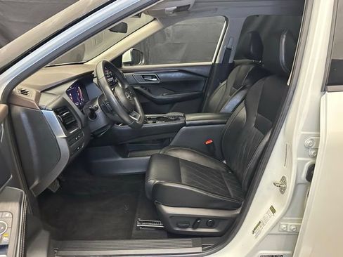 Used 2023 Nissan Rogue Platinum w/ Platinum Premium Package AWD/4WD image 21