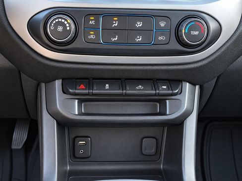 Certified 2018 Chevrolet Colorado LT RWD image 21