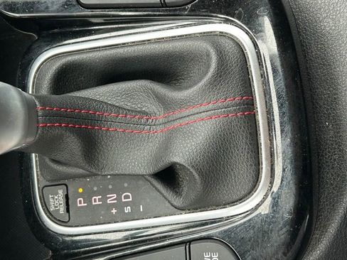 Used 2021 Kia Soul Turbo FWD image 28