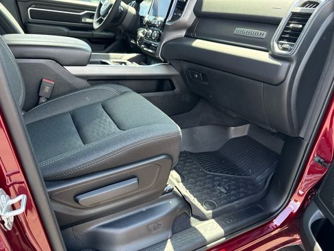 Used 2025 RAM 1500 Big Horn AWD/4WD image 19