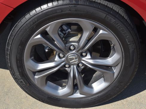 Used 2024 Honda Accord EX image 12