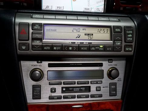 Used 2004 Lexus SC 430 Convertible RWD image 54