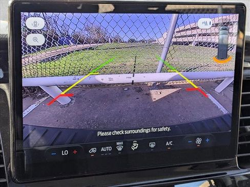 Used 2024 Ford Transit 350 XLT image 10