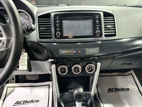 Used 2017 Mitsubishi Lancer ES AWD/4WD image 14