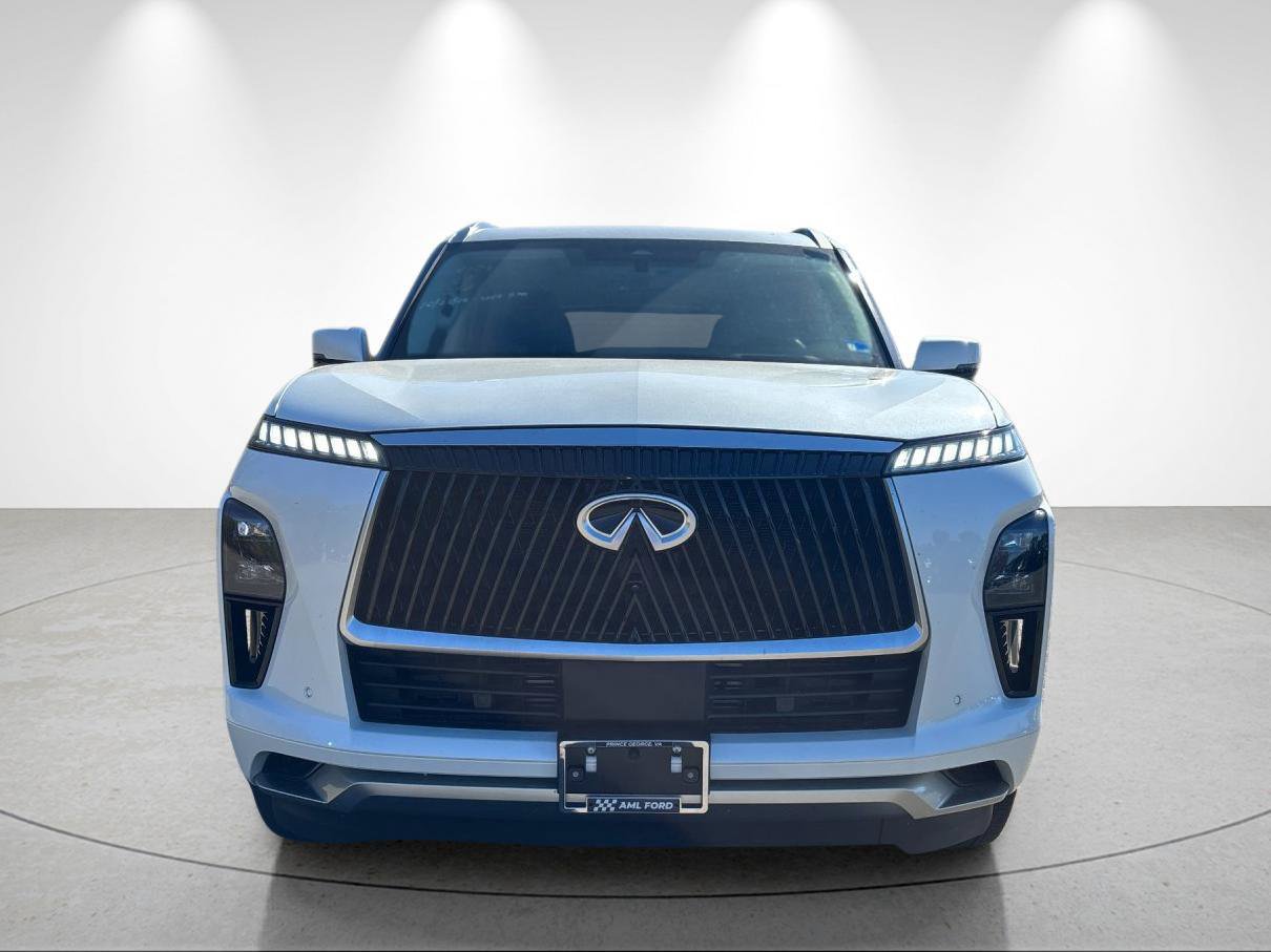 Used 2025 INFINITI QX80 Luxe AWD/4WD image 8