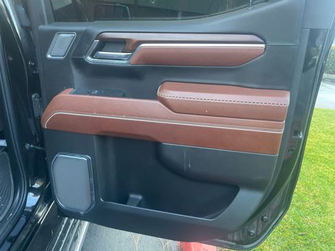 Used 2024 GMC Sierra 1500 Denali Ultimate image 18