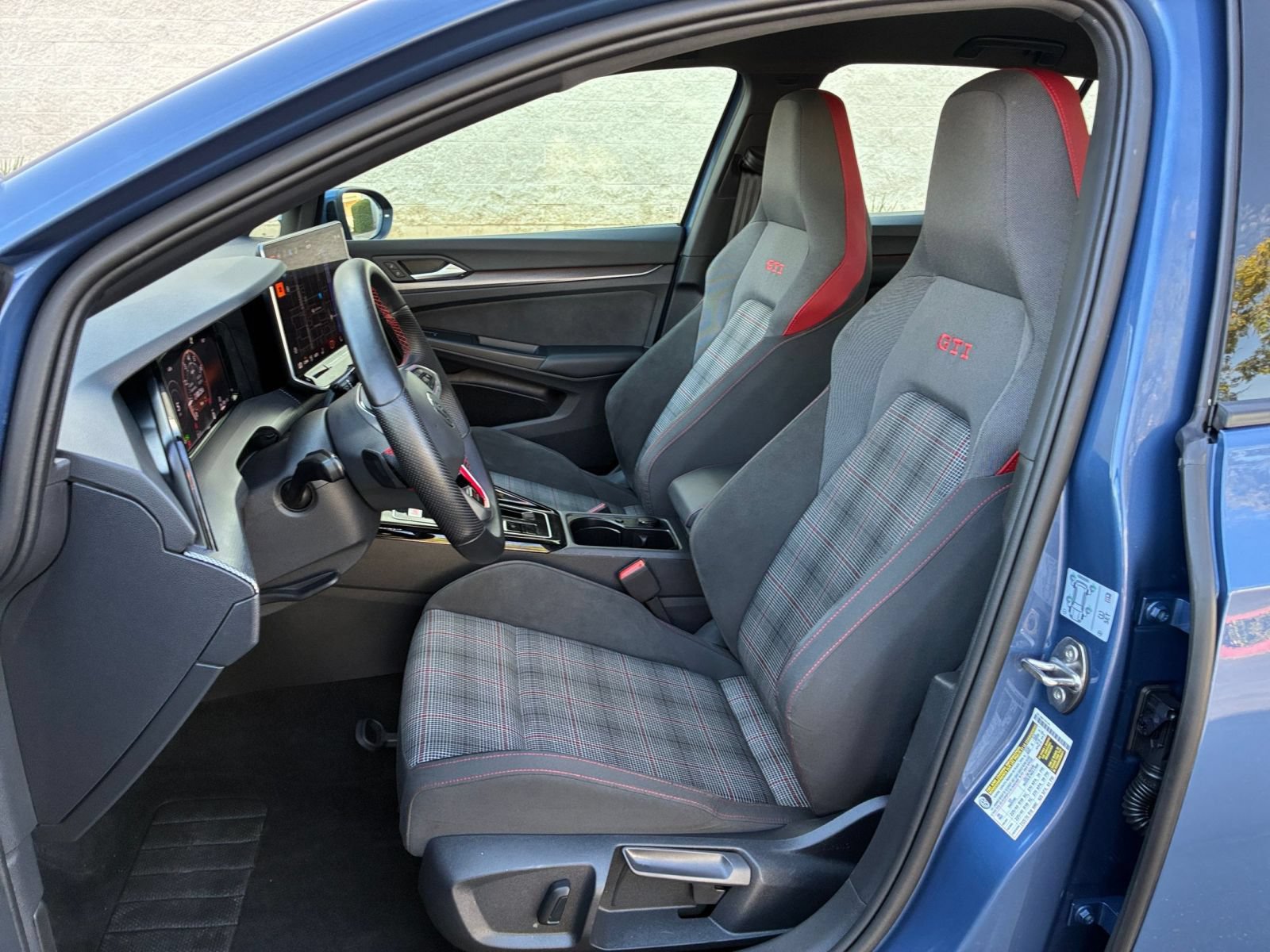 Used 2026 Volkswagen Golf S FWD image 27