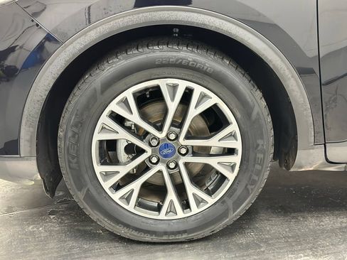 Used 2020 Ford Escape SEL FWD image 25
