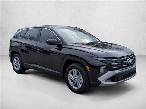 New 2026 Hyundai Tucson SE FWD image 7