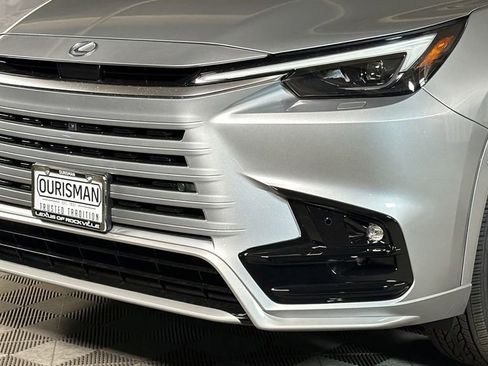 New 2026 Lexus TX 500h AWD image 3