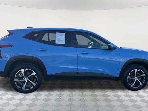 Used 2024 Chevrolet Trax RS w/ Driver Confidence Package image 4